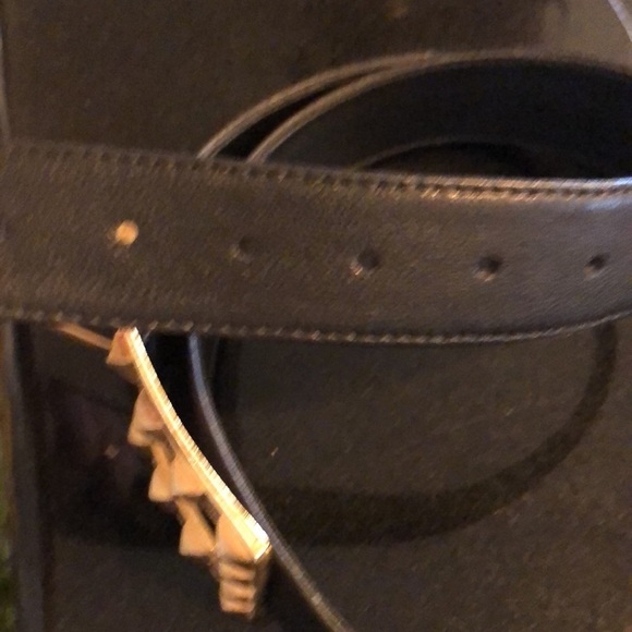 RAINA Black Leather Gold Buckle NWOT Unique Accent Belt Size Medium to Large - Picture 5 of 5